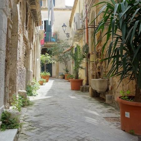 فيلا La Casa Al Castello Maniace سيراكوزا المظهر الخارجي الصورة